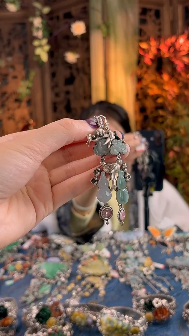 银S925镶嵌挂件翡翠耳环