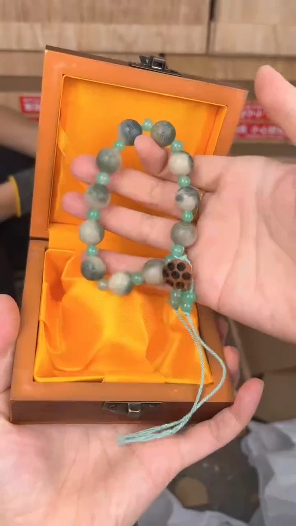 品茗文玩阁青玉菩提莲蓬手串链接@@ys942