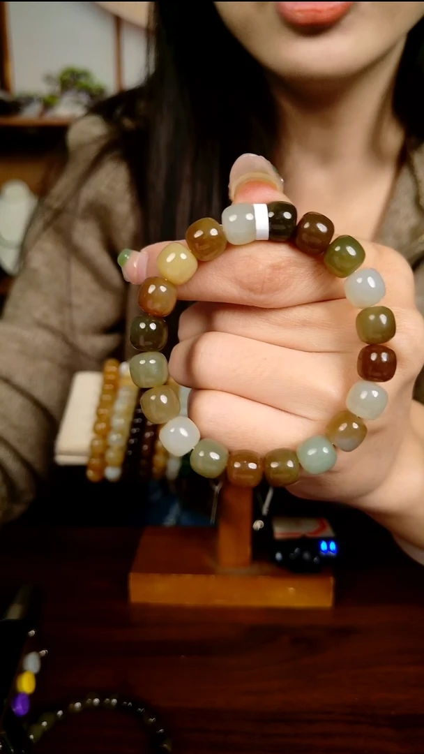 颈饰未镶嵌和田玉拍一发一 所见即所得