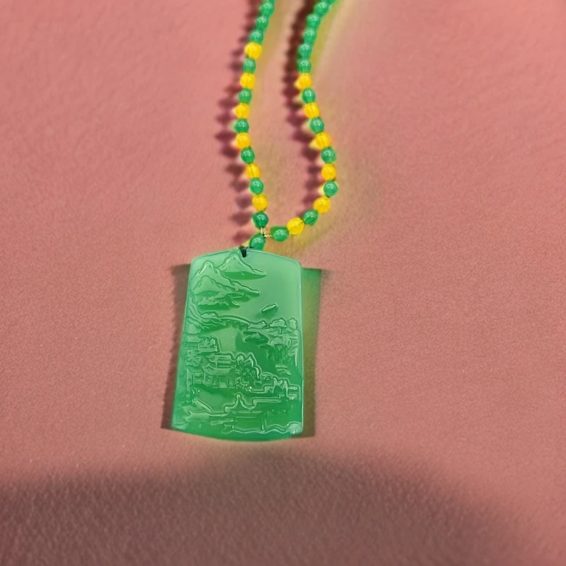 【顾佳珠宝】【证书+礼盒】 精美时尚气质百搭玉髓老山水吊坠BD001204