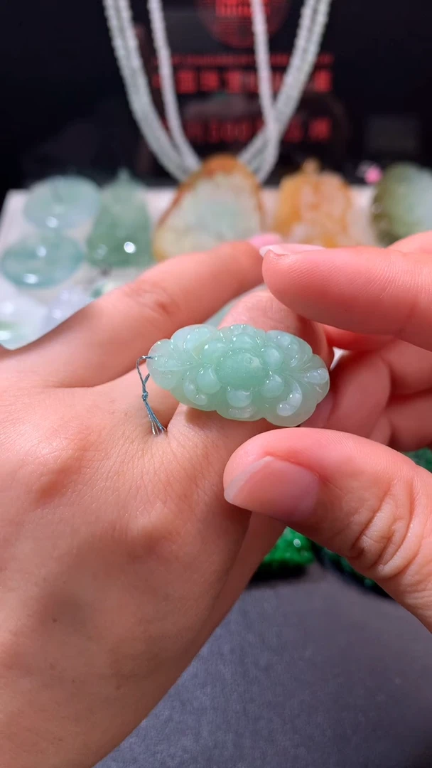 未镶嵌定制翡翠