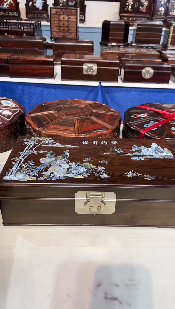 红酸枝木类家具程*老挝大红酸枝  首饰盒