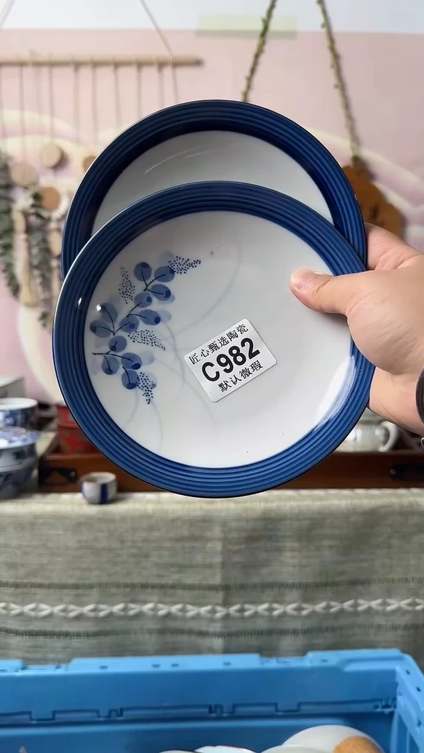 瓷片好****?闪购产品默认破损C982