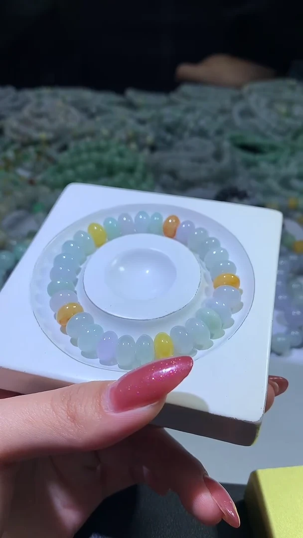 颈饰未镶嵌翡翠ZX018844