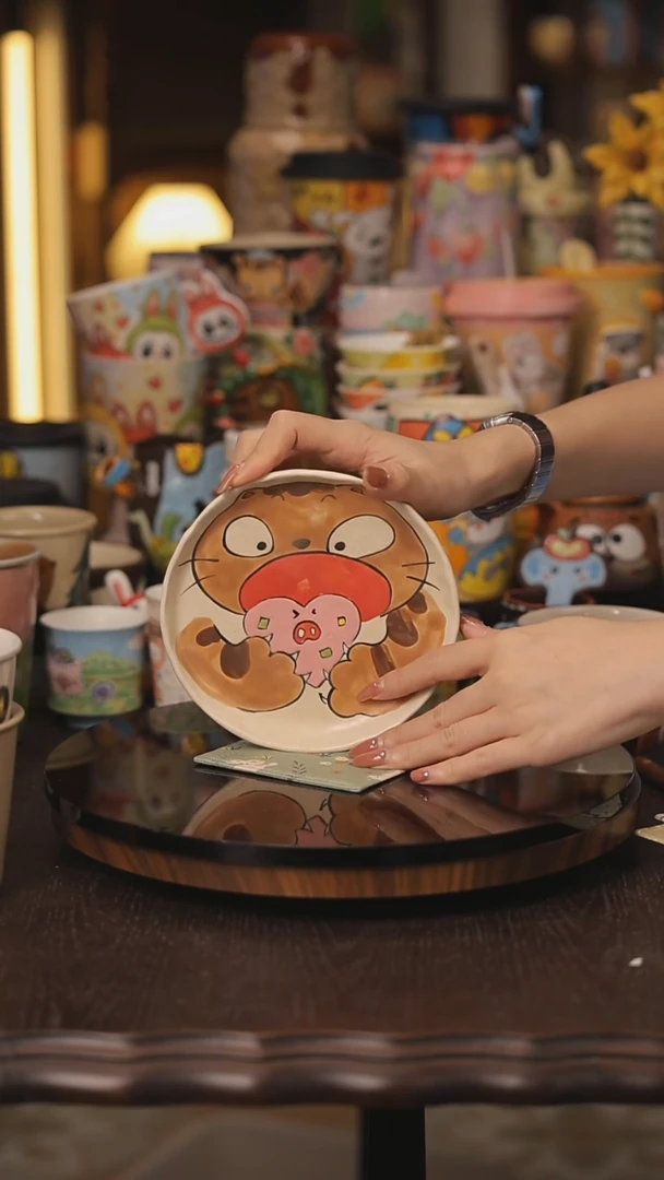 景德镇釉下彩绘设计师款式陶瓷