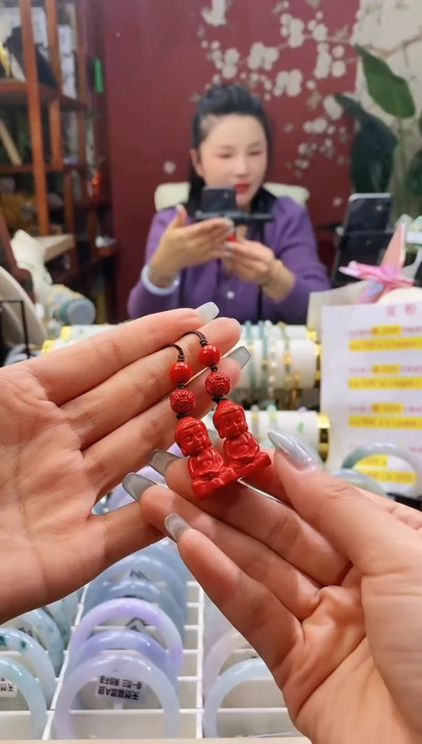 【闪购商品】桃核吊坠168宝宝佛