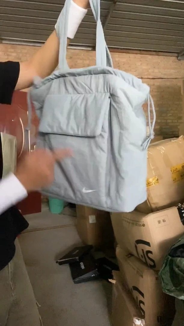 蓝色软绵绵包 瑕疵直播间过款 全新无暇