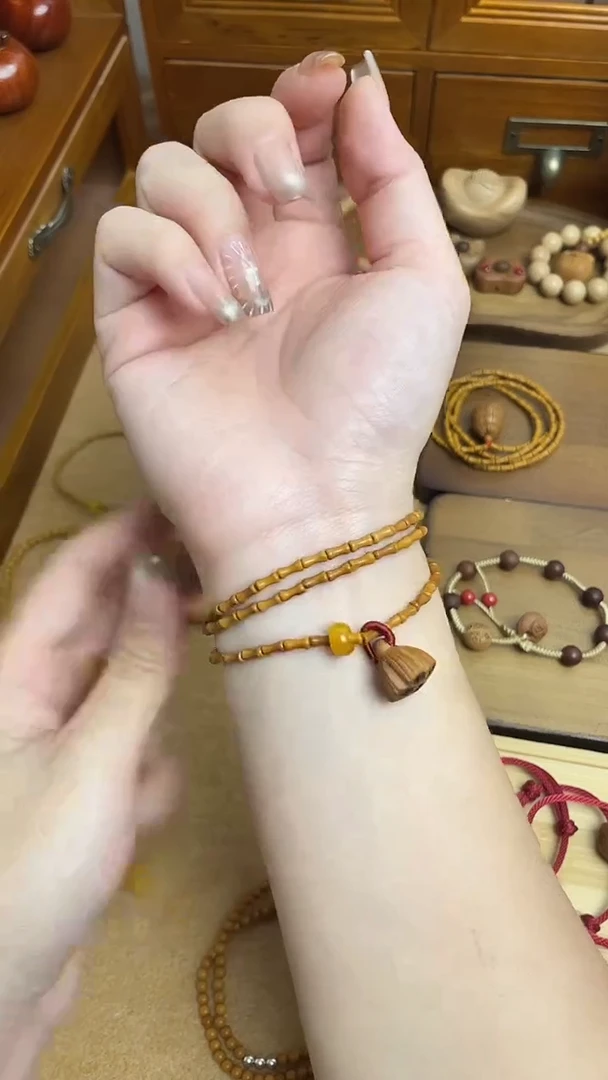 好运莲莲三圈一物一拍