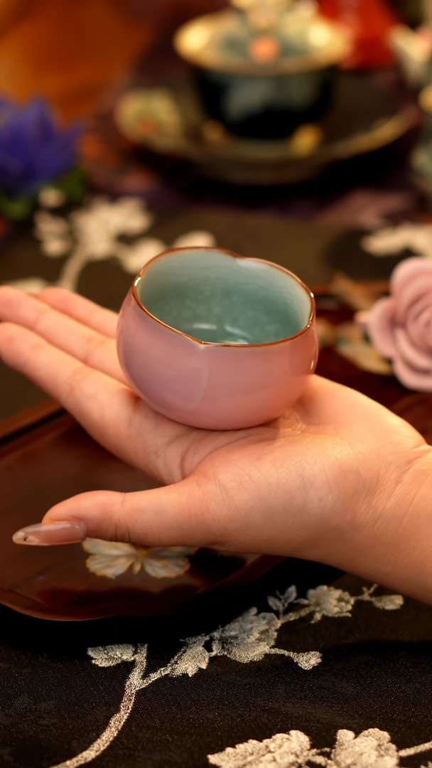 粉色冰裂纹玫瑰杯······