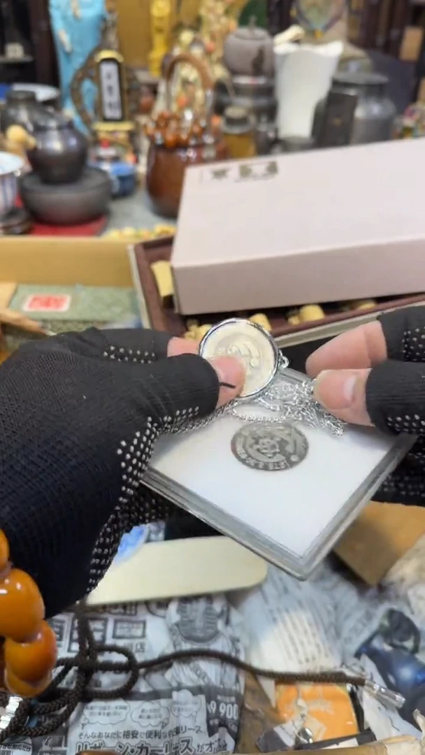 金属中古艺术工艺美术品