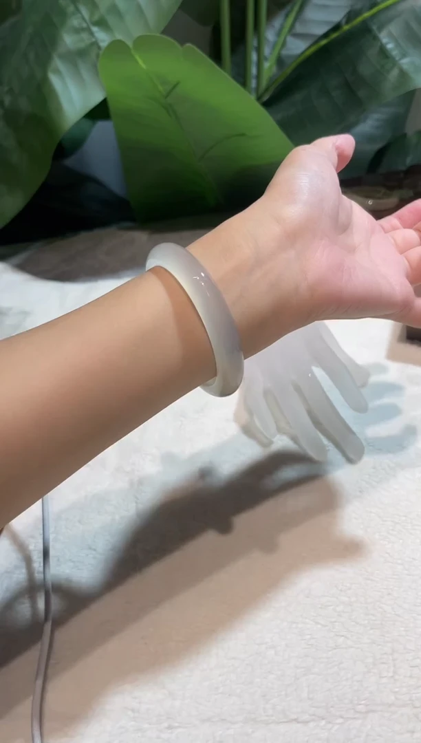 手镯玛瑙/玉髓未镶嵌53.7鉴赏期48小时