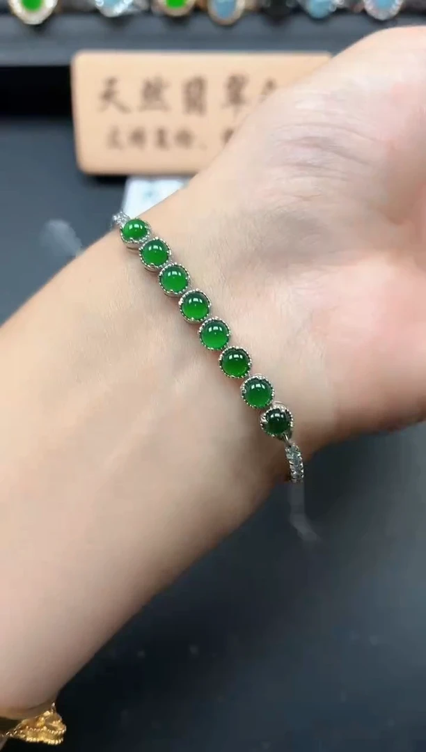 银S925镶嵌戒指翡翠1111