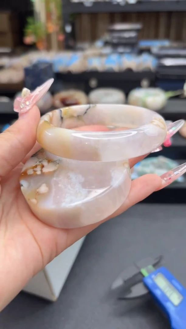 未镶嵌手镯石英质玉88(60圈赠送镯心)