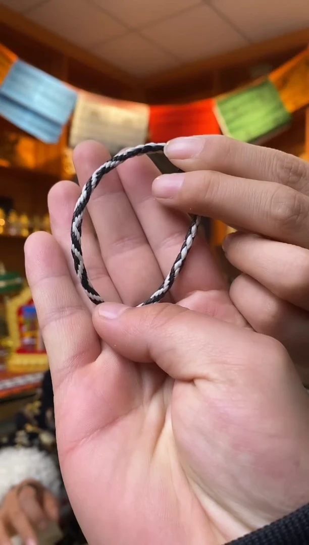 【闪购商品】泥塑吉祥天-九眼金刚绳