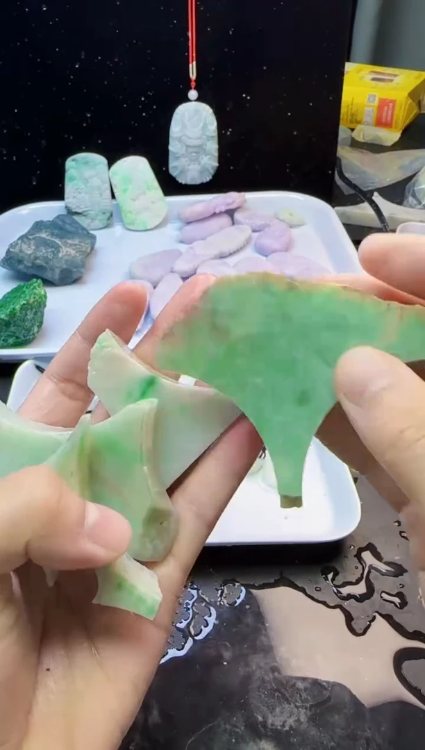 颈饰未镶嵌翡翠045天然A货翡翠