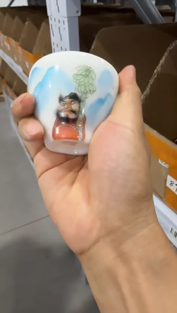 以笔为心，以瓷为纸。