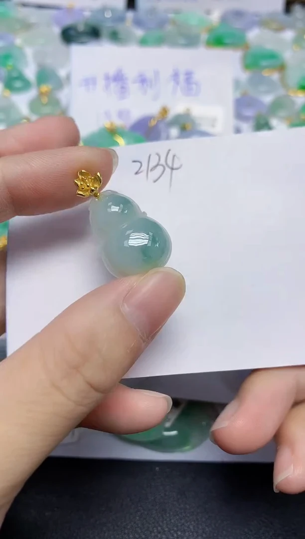 翡翠未镶嵌颈饰11111111111