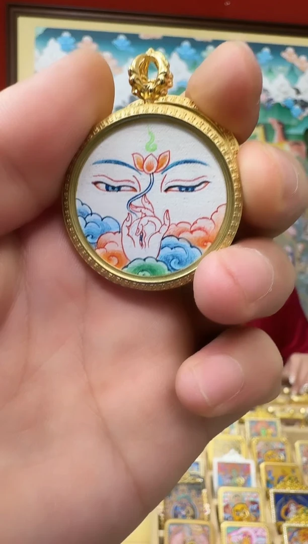 吊坠白妈妈-热贡纯手绘