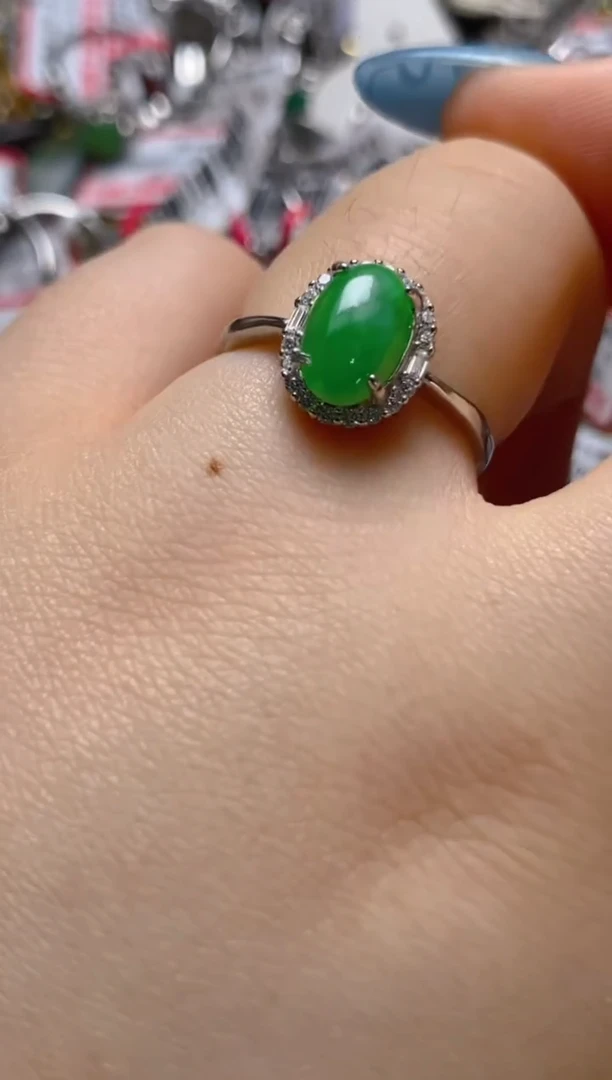 银S925镶嵌戒指翡翠百内无证书
