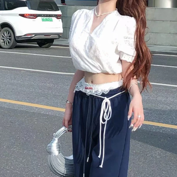 婉君【元气少女】夏款辣妹刺绣小衫显瘦修身上衣LWJ24B2T1391