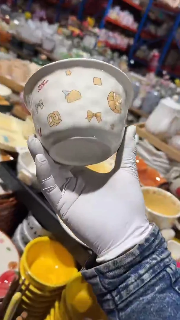 陶瓷小熊碗微瑕 凑满20元包邮