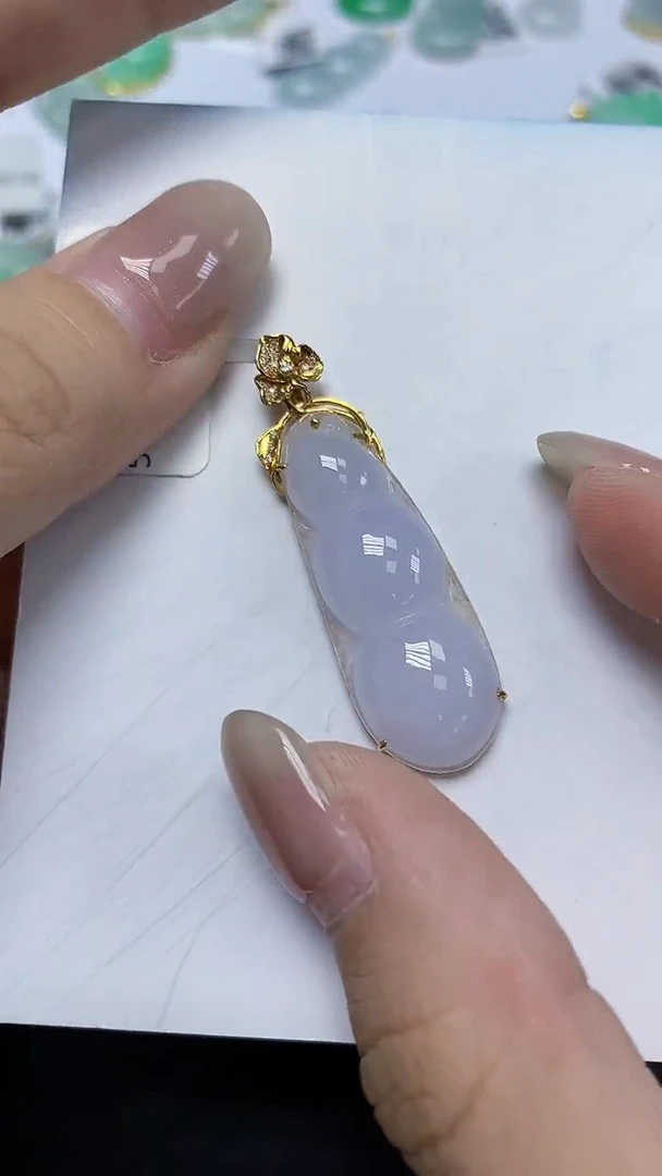翡翠18K金镶嵌颈饰天然缅甸翡翠A货