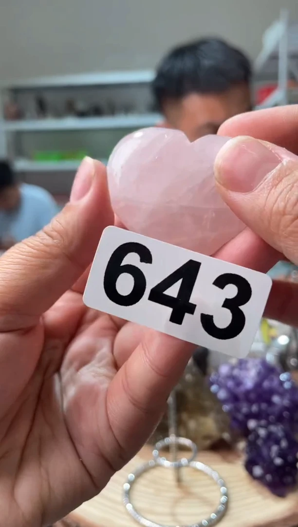 未镶嵌水晶大型摆件（非配饰）粉水晶爱心643