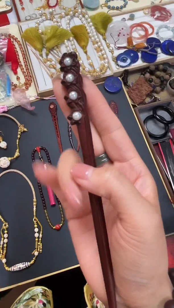 小叶紫檀其他蝶**裳，十号发簪