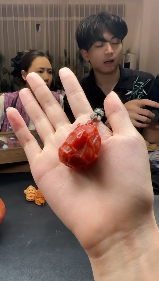 南红玛瑙未镶嵌颈饰M***yDSD0709184