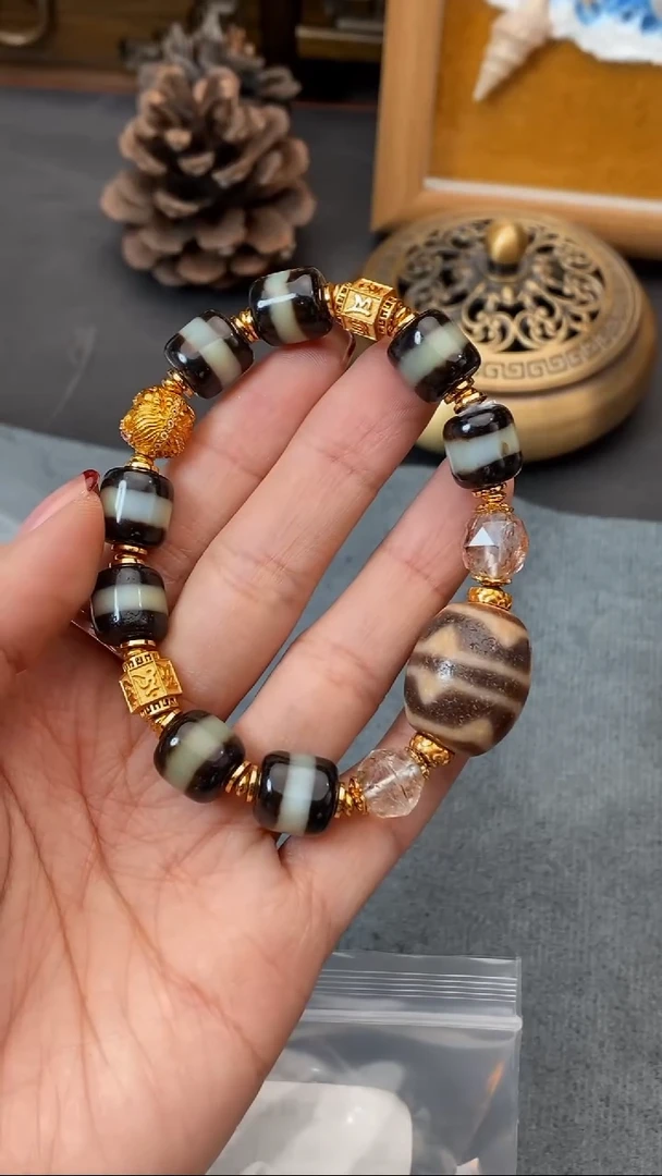 玛瑙/玉髓（覆膜）颈饰未镶嵌双牙牙手串