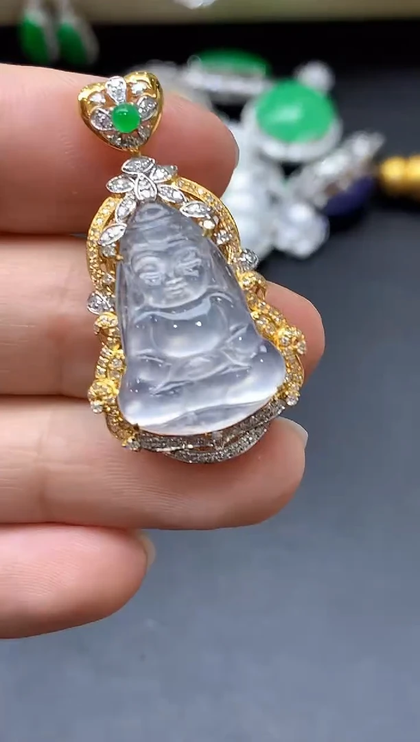 颈饰18K金镶嵌翡翠702-中国好珍宝