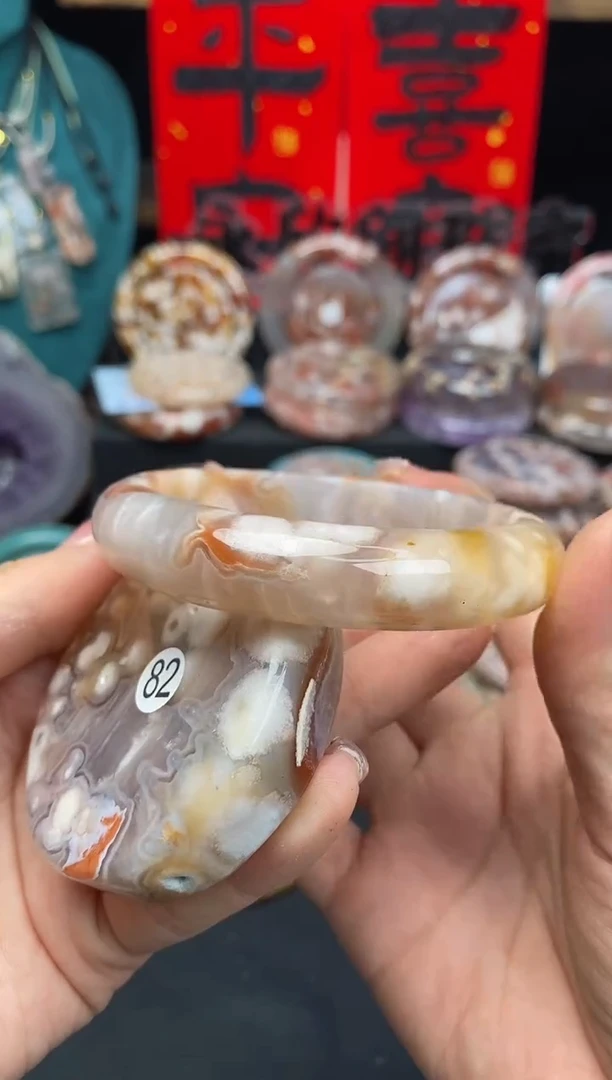 【闪购商品】石英质玉手镯（圆镯）未镶嵌59