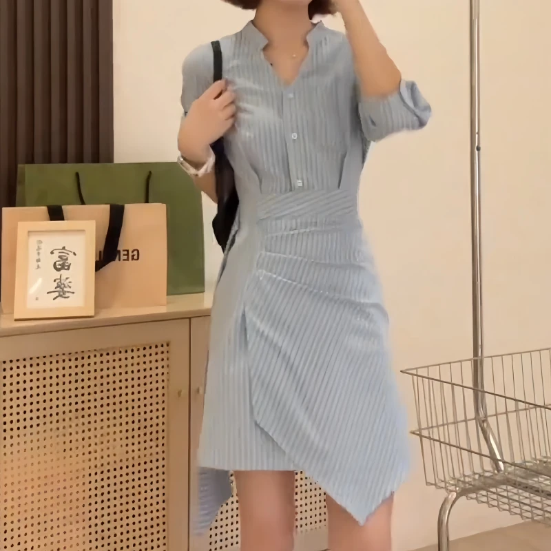 秋季时尚气质风衬衫裙设计款百搭不规则连衣裙收腰褶皱条纹连衣裙