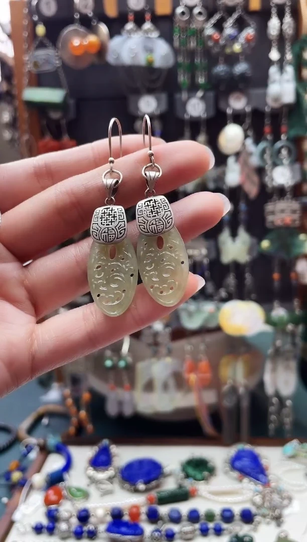 银S925镶嵌和田玉耳饰守****人饰品