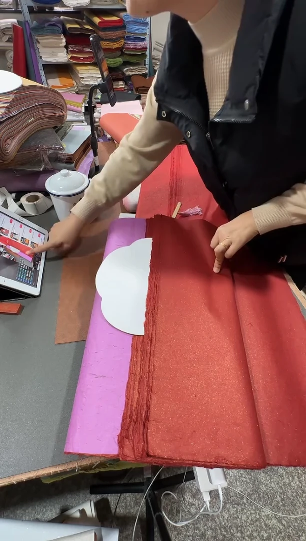 六尺50张酒红色光板真金