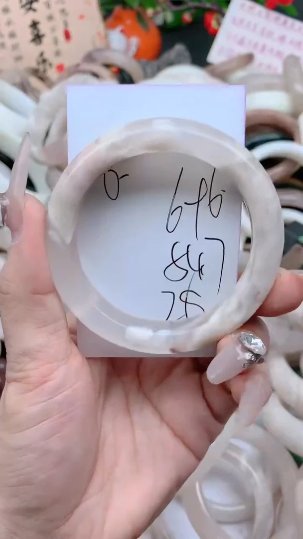 石英质玉手镯未镶嵌696
