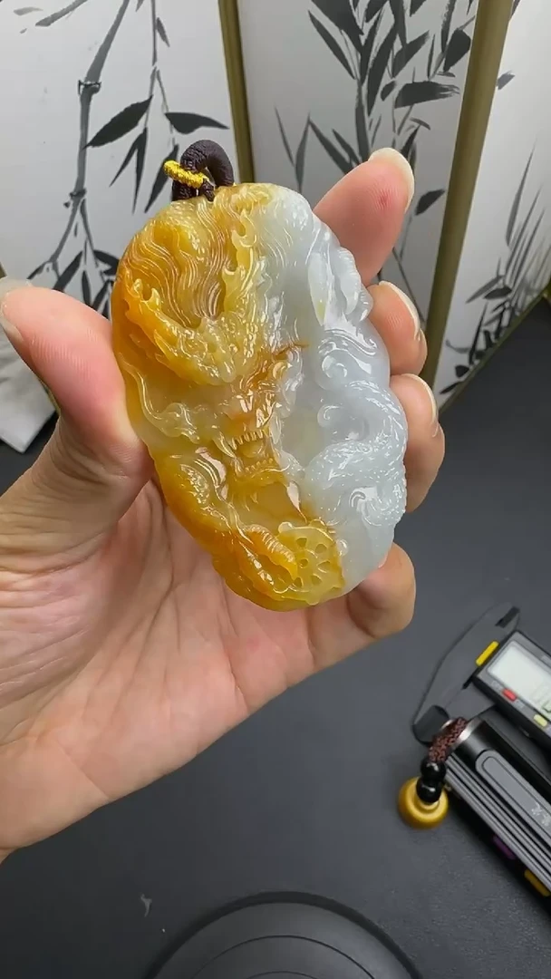 翡翠未镶嵌吊坠(不含链)DSD0802132