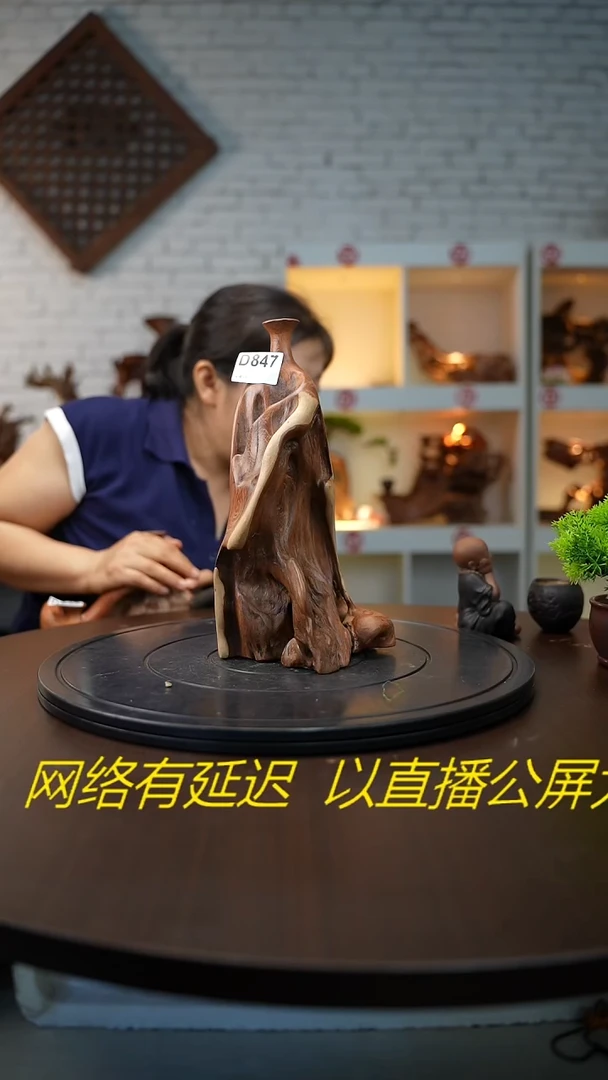 木木头款云南自然根艺花瓶