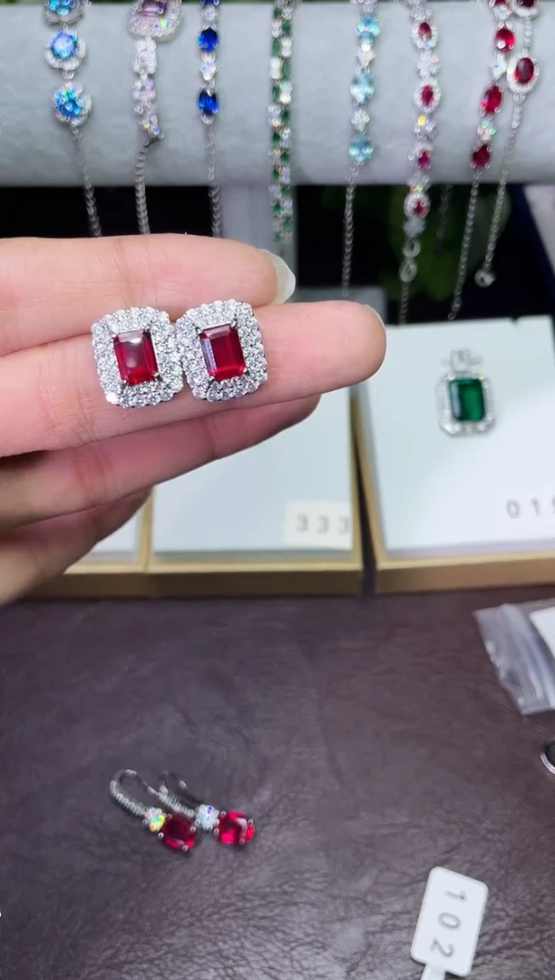 合金合成钻石耳饰红宝耳钉