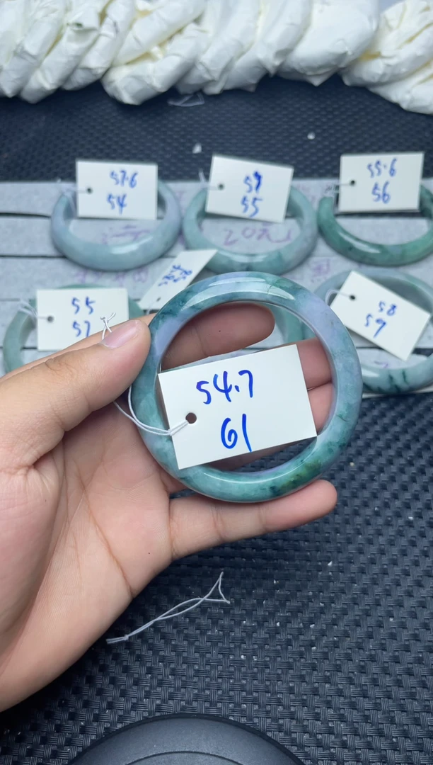 未镶嵌手镯翡翠61