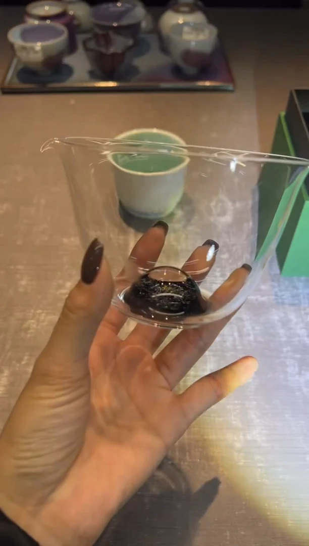 【闪购商品】魏小玻 水滴公杯 掌心宇宙两个