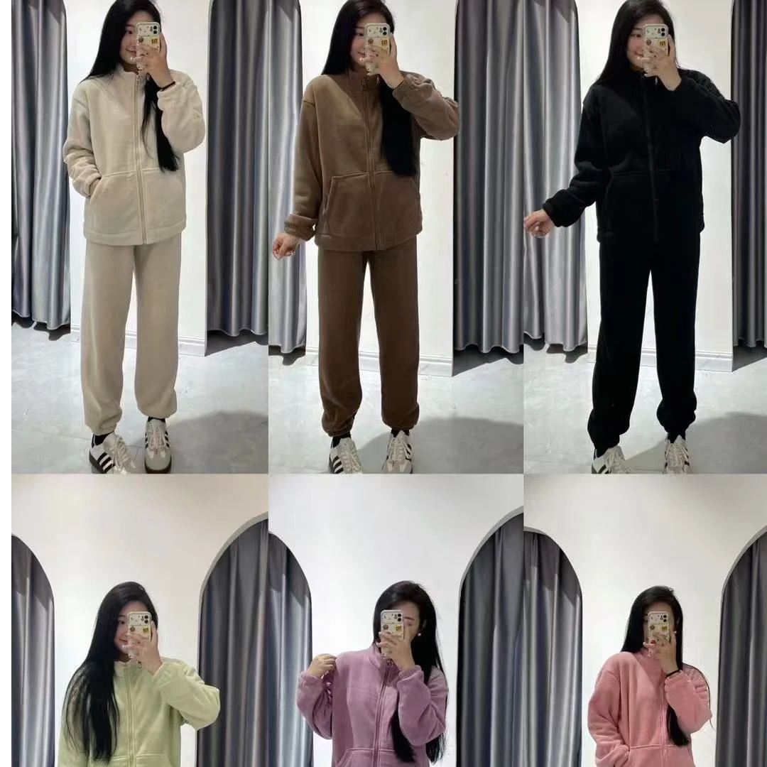 男女情侣款海豚绒加厚套装