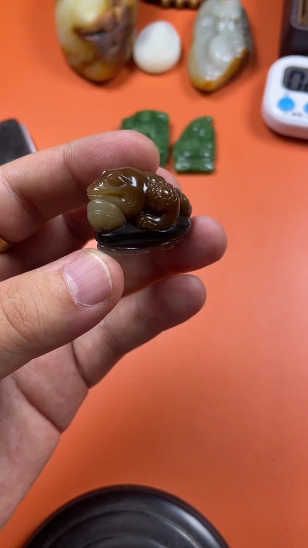 和田玉未镶嵌颈饰1