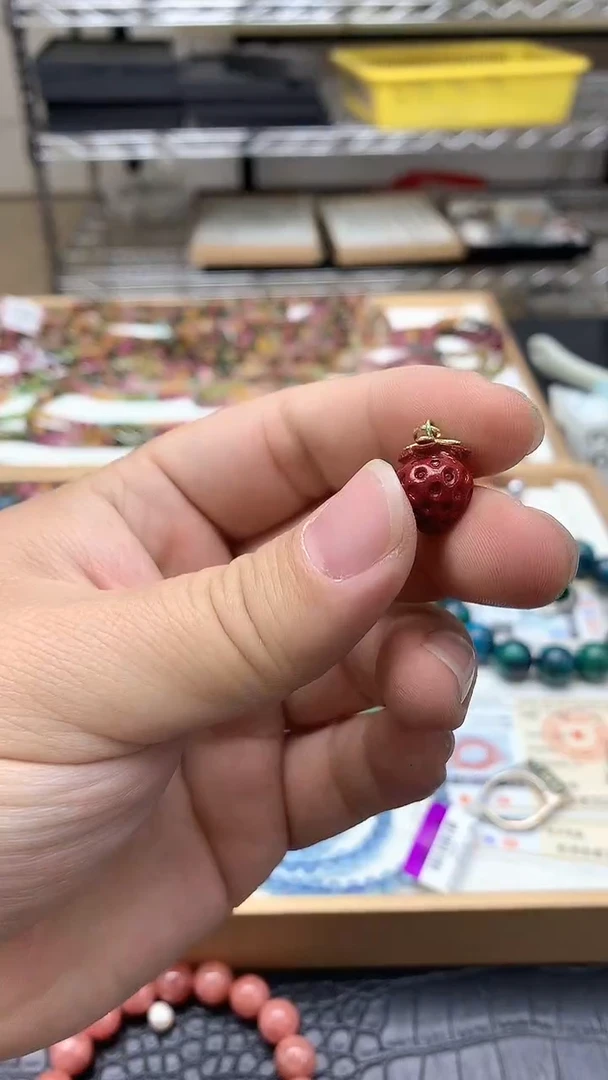 【闪购商品】石英质玉吊坠(不含链)未镶嵌手链47