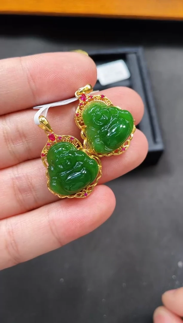 和田玉吊坠银S925镶嵌多样性发一