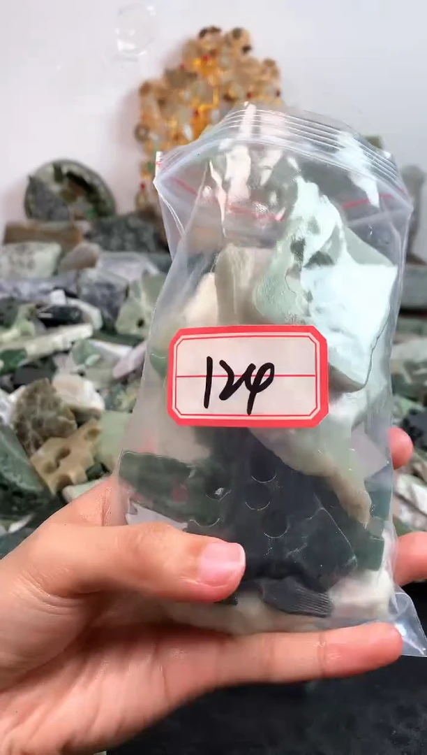 未镶嵌和田玉摆件124