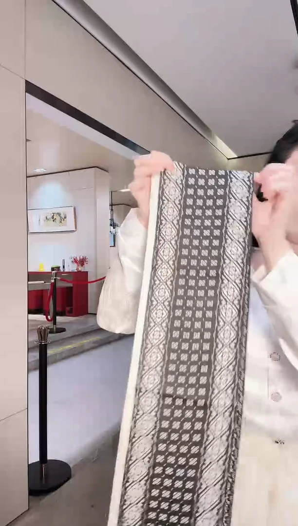 画凌烟 丝毛窄长巾
