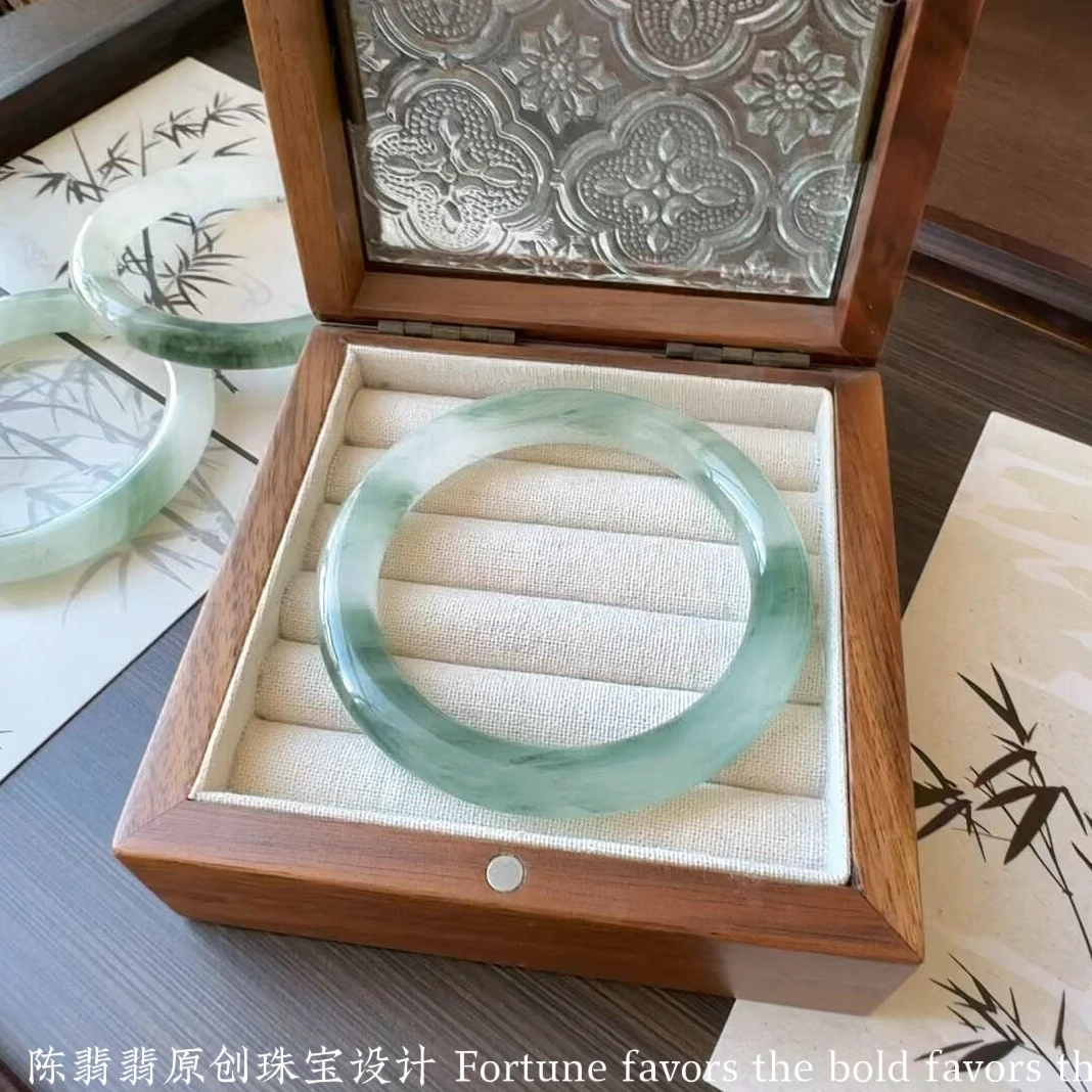 天然天山翠手镯冰种飘花玉镯子冰透玉石手镯女款金丝玉玉石手镯