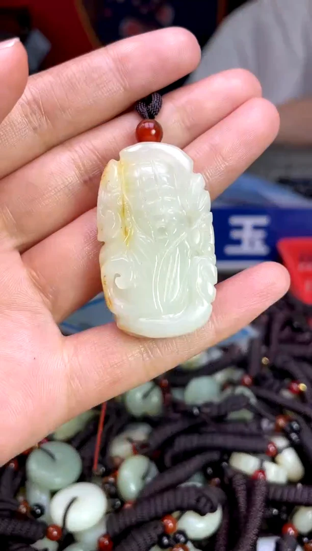 未镶嵌和田玉挂件1