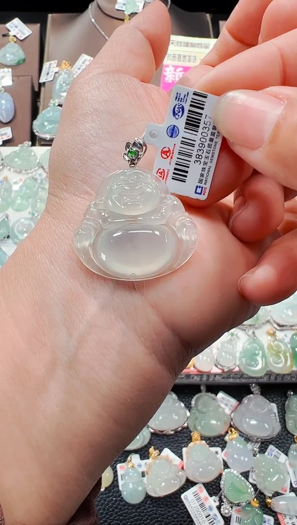 【闪购商品】翡翠吊坠(不含链)18K金镶嵌佛公吊坠357